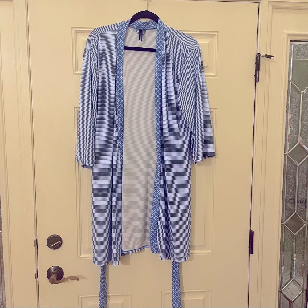Laura, Ashley robe size large